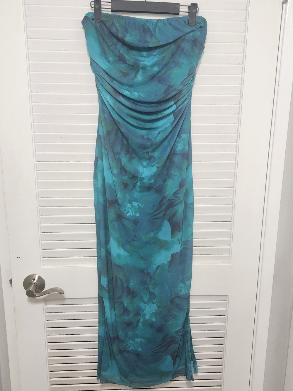 SHEIN Strapless Teal and Dark Teal Floral Bodycon Dress